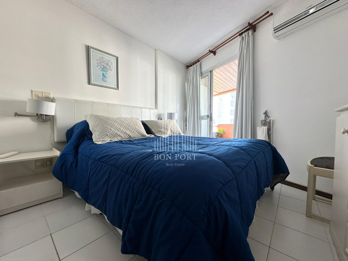 Apartamento ID.179 - Venta de apartamento de dos dormitorios en Punta del Este