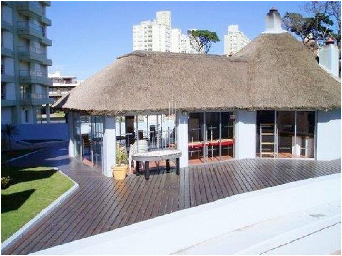 Apartamento ID.179 - Venta de apartamento de dos dormitorios en Punta del Este