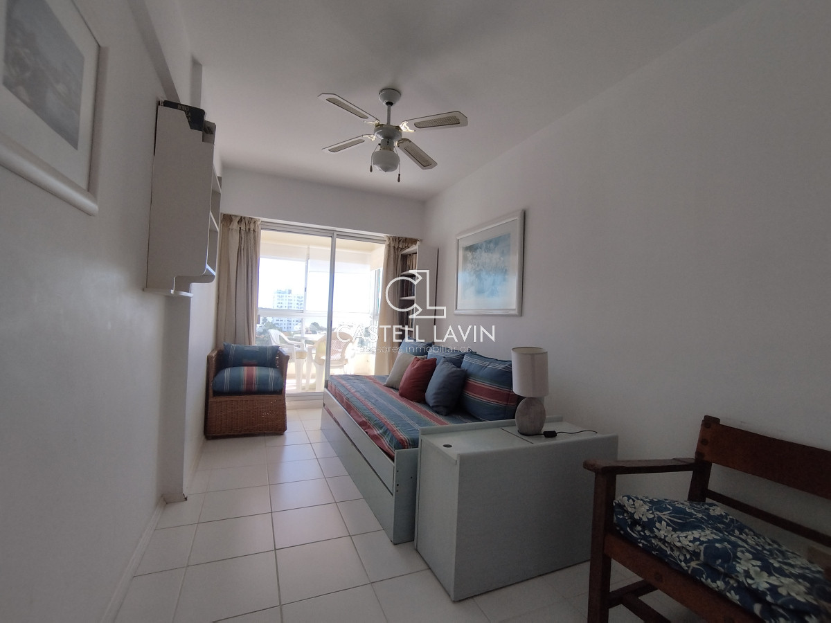 Apartamento ID.258 - Apartamento 2 Dormitorios con Servicios Playa Brava Punta del Este