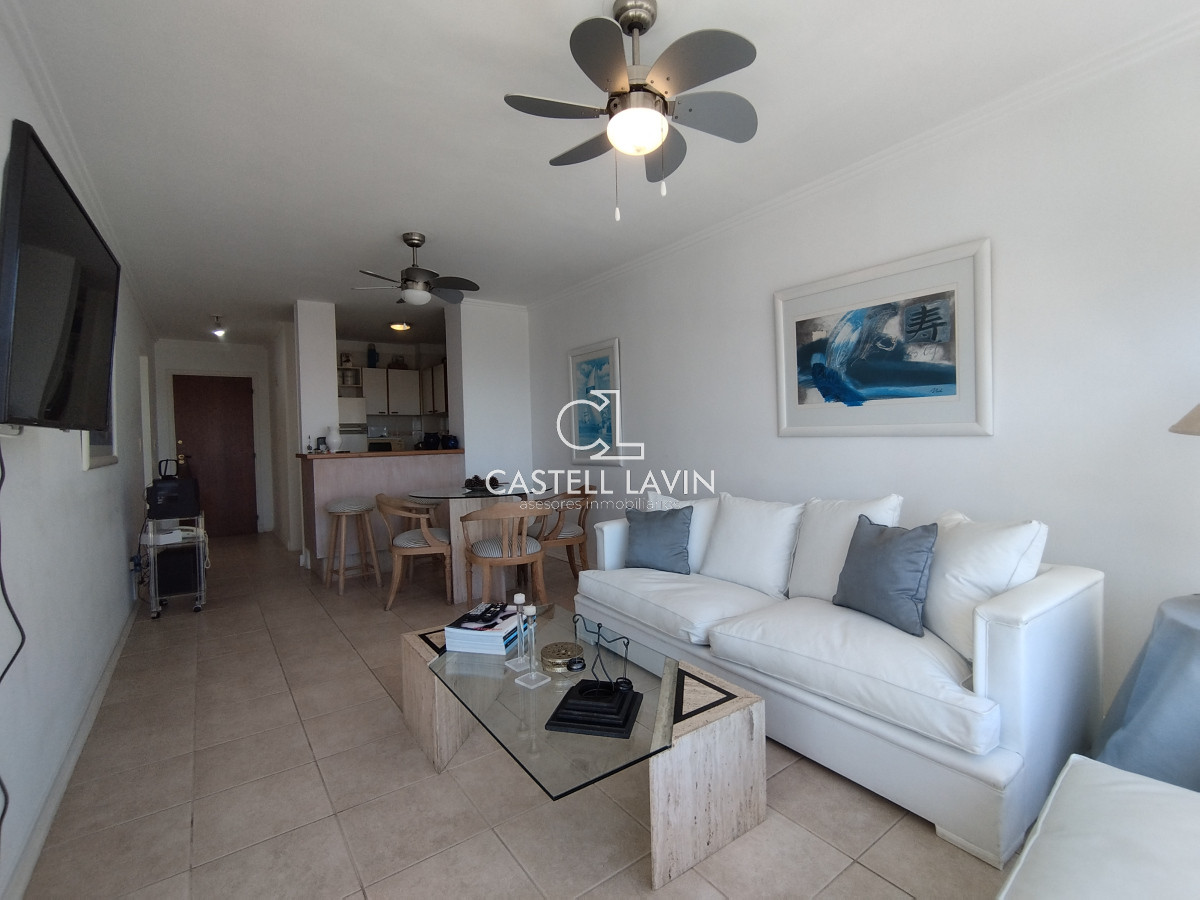 Apartamento ID.258 - Apartamento 2 Dormitorios con Servicios Playa Brava Punta del Este