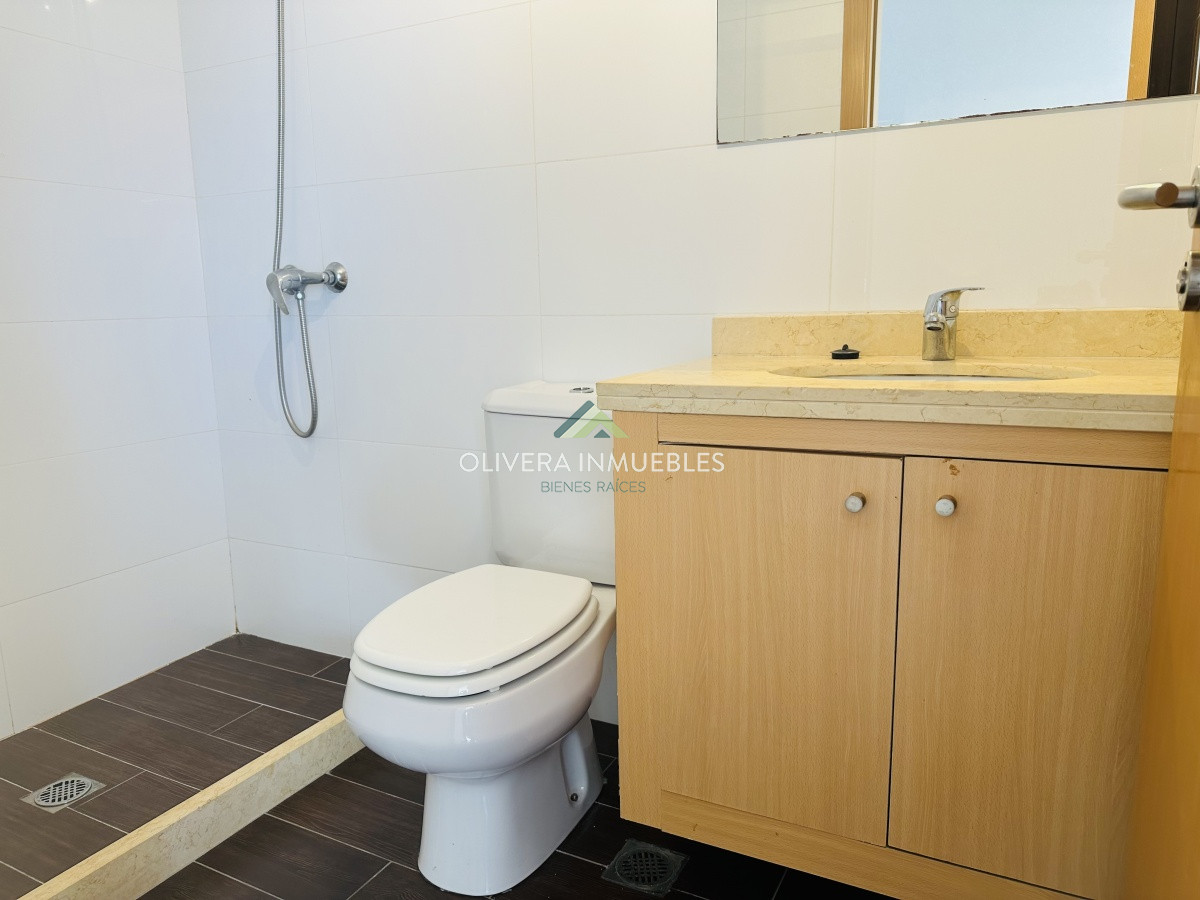 Apartamento ID.12437 - Apartamento en VENTA, 3 dormitorios, Maldonado, Uruguay