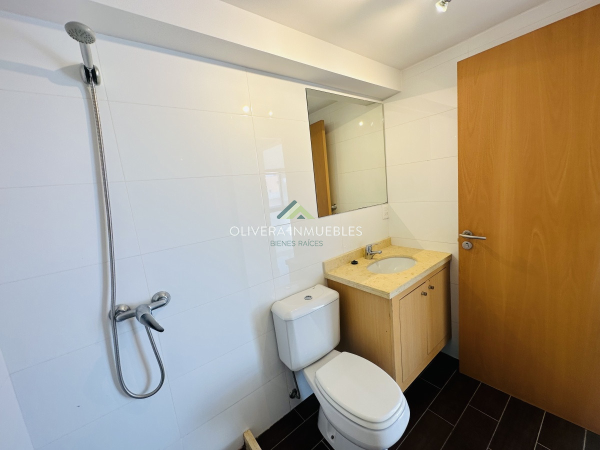 Apartamento ID.12437 - Apartamento en VENTA, 3 dormitorios, Maldonado, Uruguay