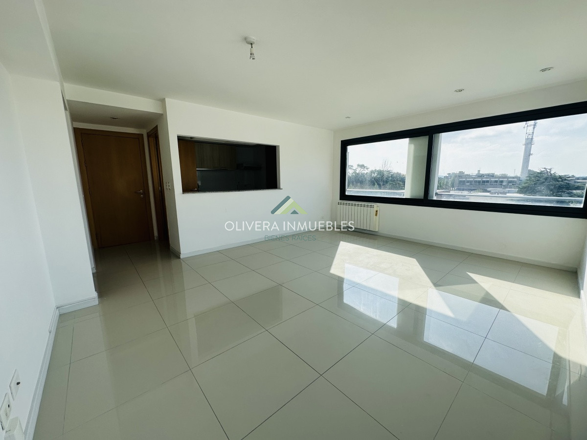 Apartamento ID.12437 - Apartamento en VENTA, 3 dormitorios, Maldonado, Uruguay