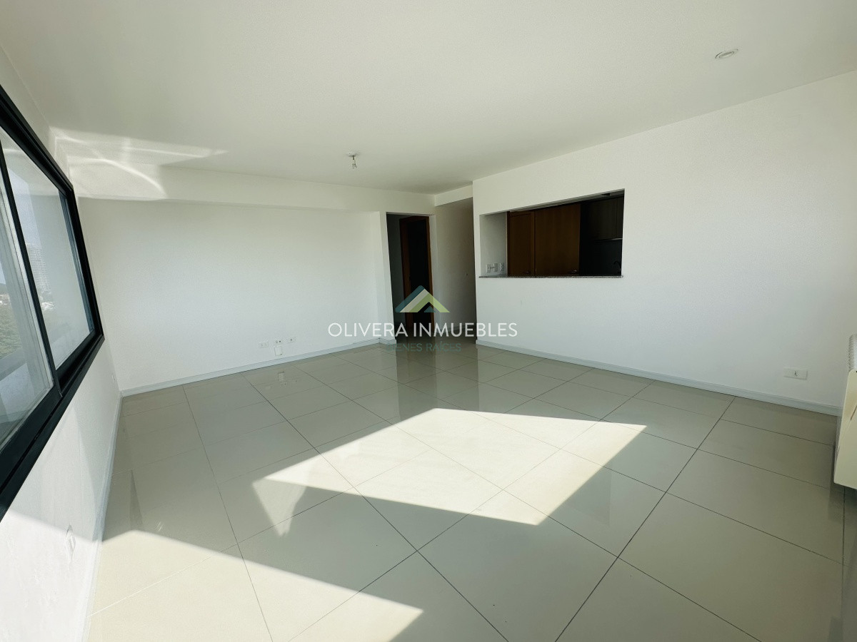 Apartamento ID.12437 - Apartamento en VENTA, 3 dormitorios, Maldonado, Uruguay