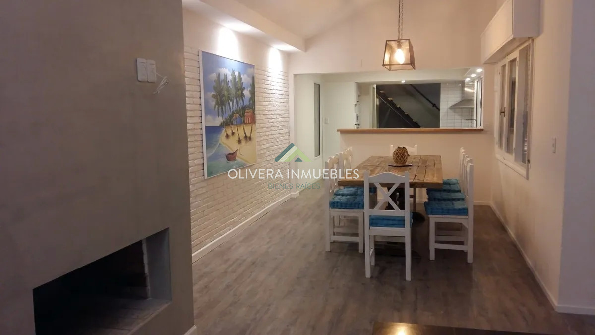 Casa ID.11487 - Alquiler y venta de casa de 5 dormitorios en Punta del Este