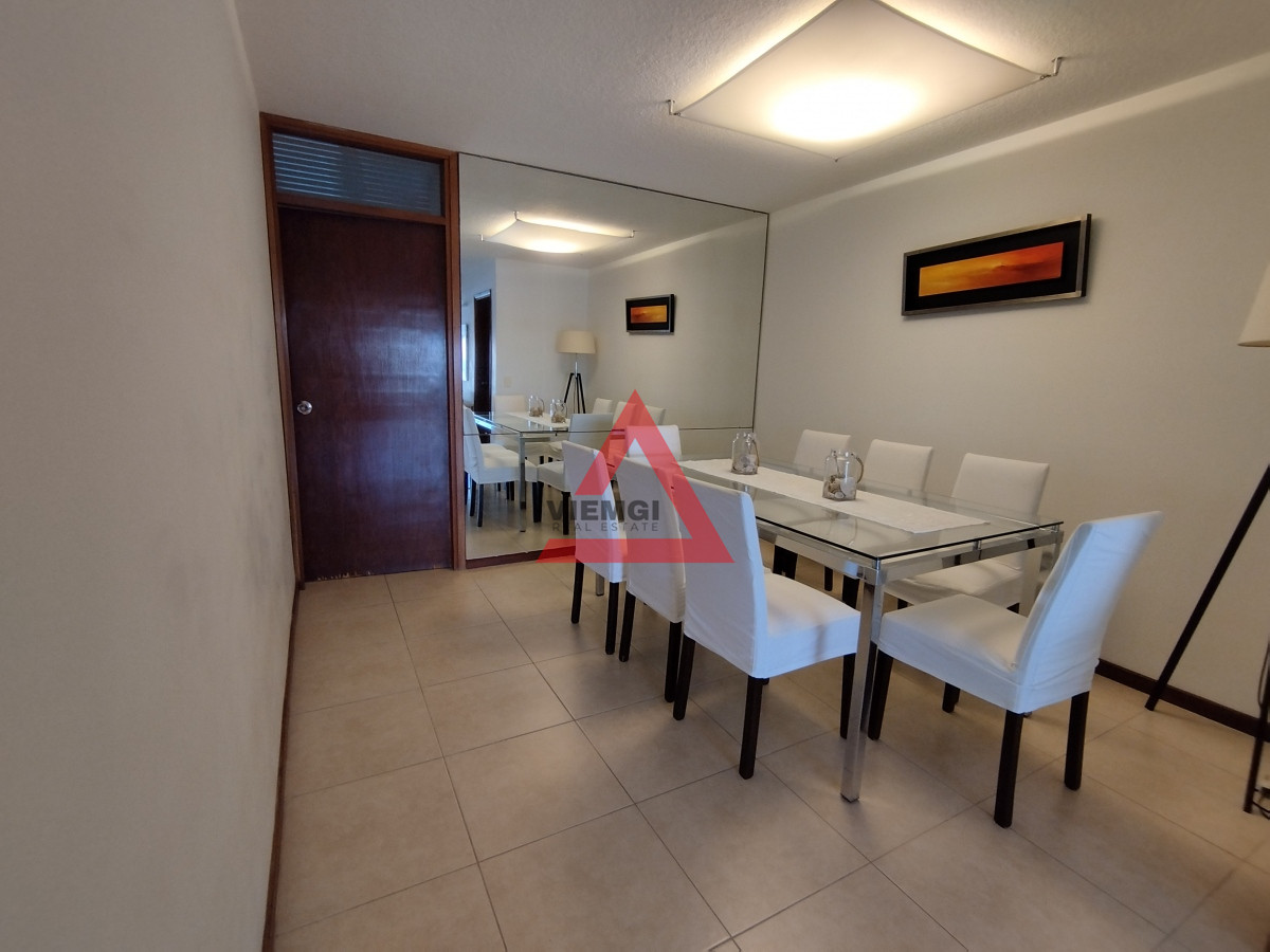 Apartamento ID.211 - Apartamento en venta frente a playa mansa