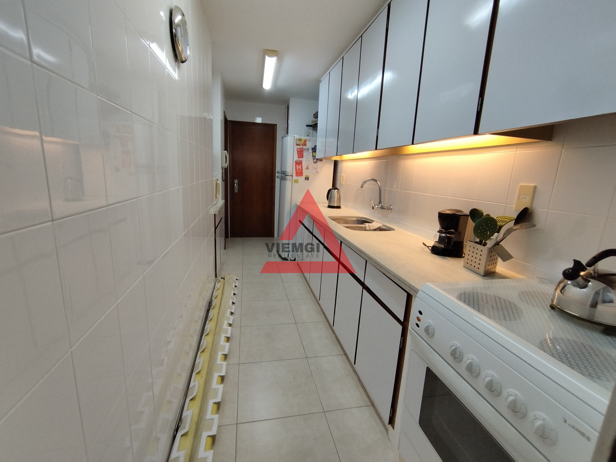 Apartamento ID.211 - Apartamento en venta frente a playa mansa