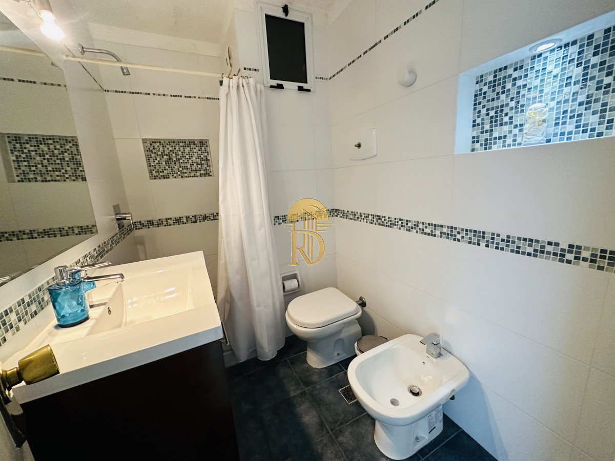 Venta de apartamento de dos dormitorios en Punta del Este -id-445