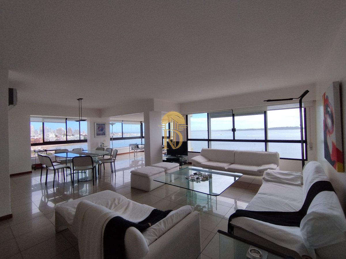 apartamento en venta sobre playa mansa -id-152