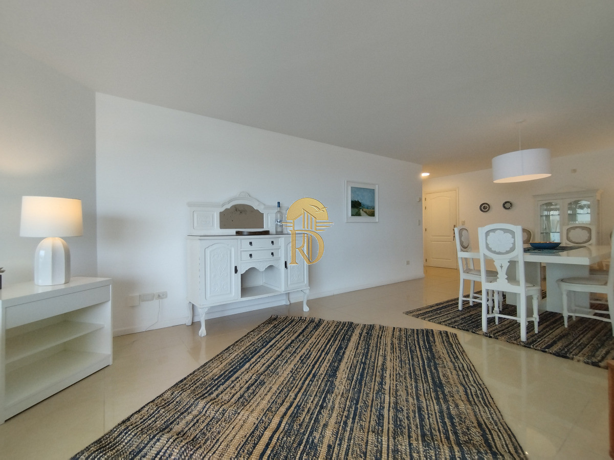 Alquiler y venta de apartamento de 3 dormitorios en Punta del Este -id-565-7