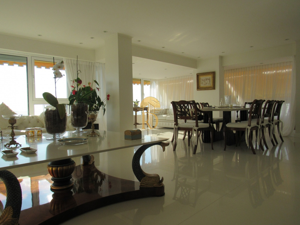 Venta  Y alquiler de apartamento de 3 dormitorios en Punta del Este -id-158-8