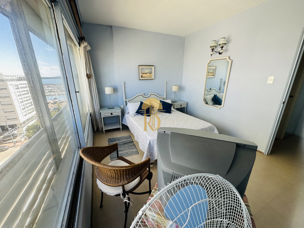 Venta de apartamento de dos dormitorios en Punta del Este -id-445