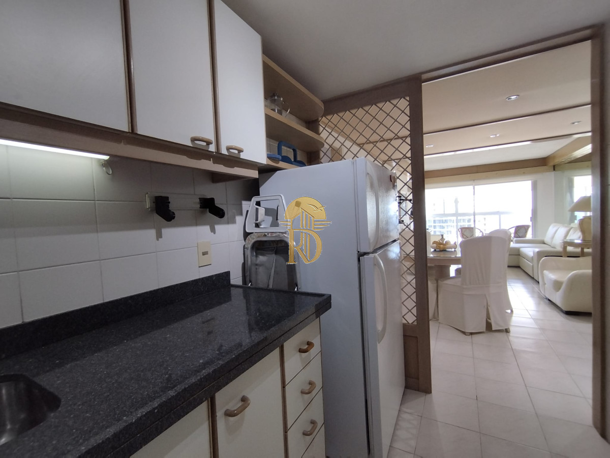 Apartamento de un dormitorio y medio en alquiler y venta en Punta del Este -id-862-11
