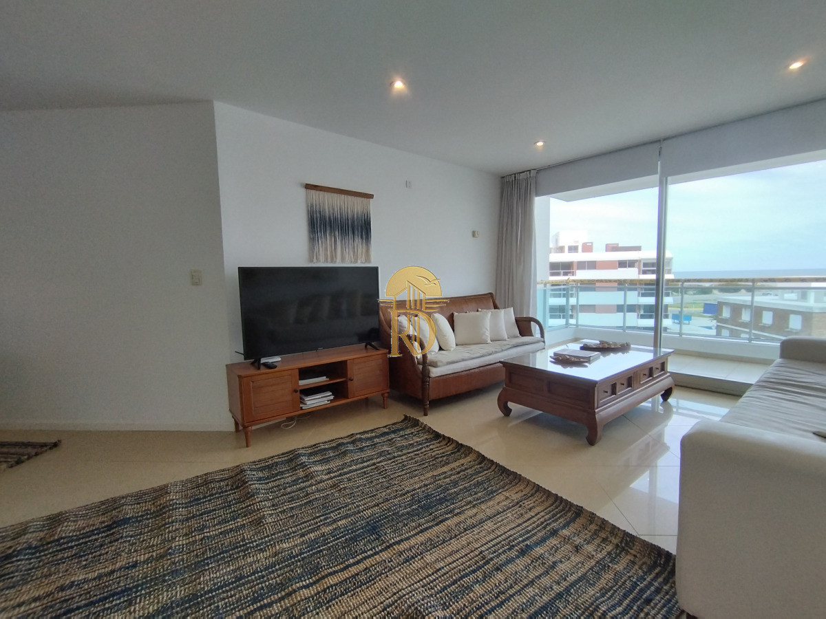 Alquiler y venta de apartamento de 3 dormitorios en Punta del Este -id-565