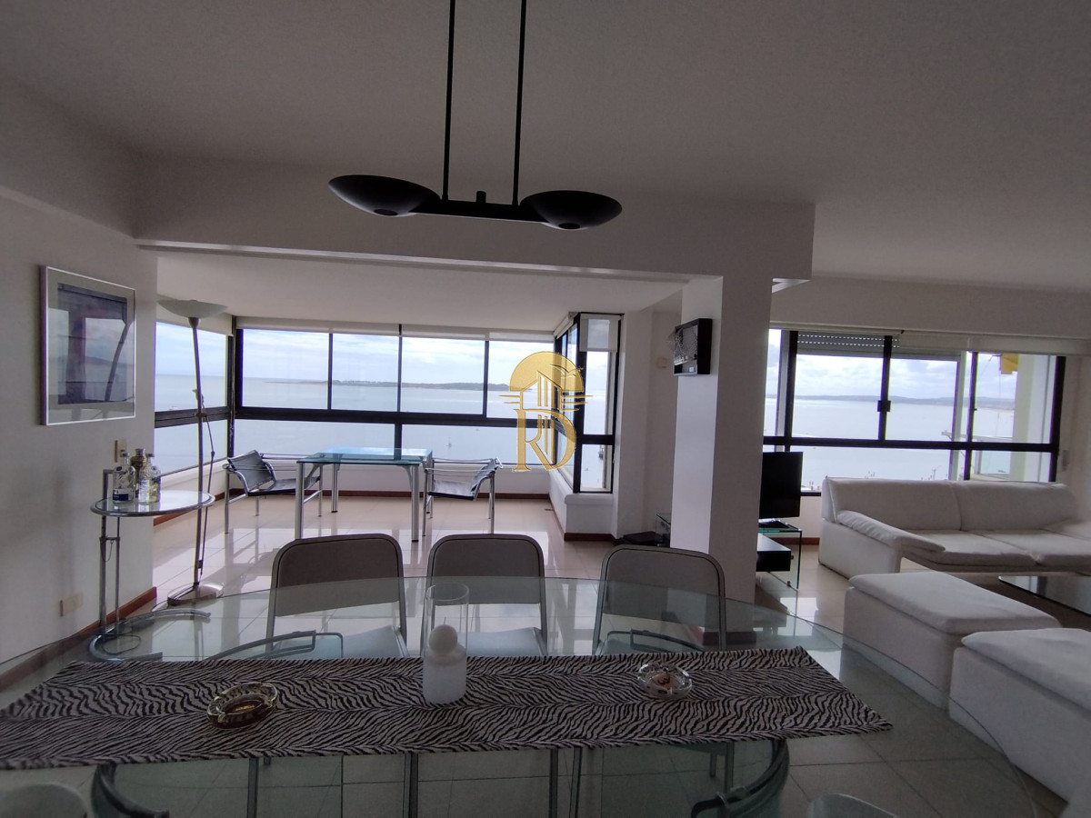 apartamento en venta sobre playa mansa -id-152-1