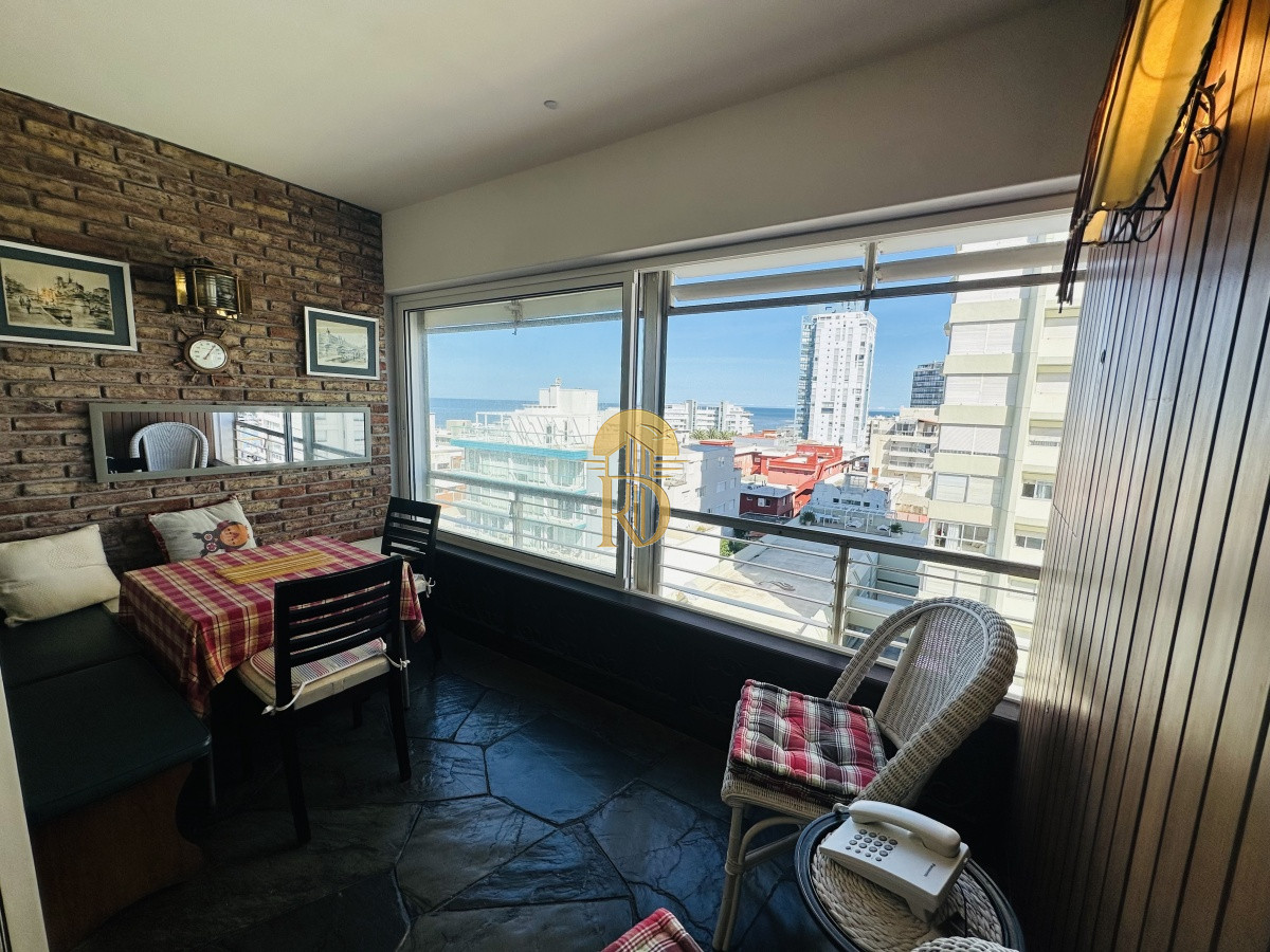 Venta de apartamento de dos dormitorios en Punta del Este -id-445