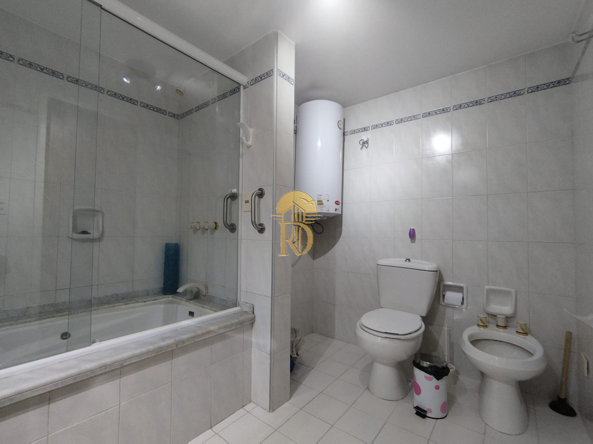 Apartamento de un dormitorio y medio en alquiler y venta en Punta del Este -id-862-16