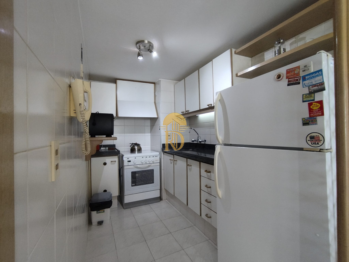 Apartamento de un dormitorio y medio en alquiler y venta en Punta del Este -id-862-10