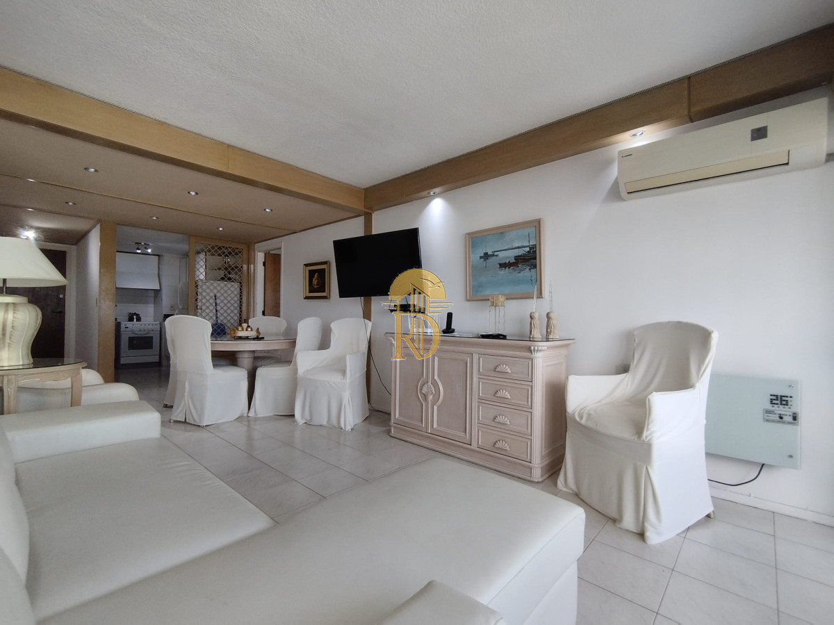 Apartamento de un dormitorio y medio en alquiler y venta en Punta del Este -id-862-9