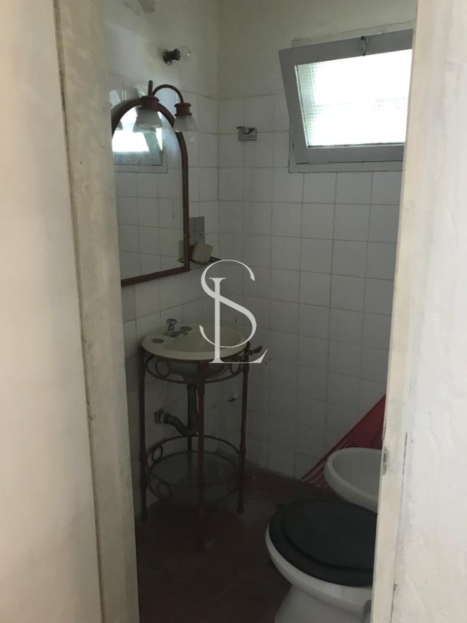 Casa ID.158 - Casa de 4 dormitorios y dependencia de servicio en venta en Pinares