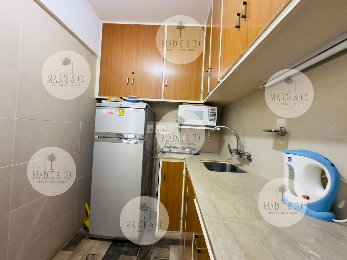 Apartamento ID.2231 -  Apartamento en venta, 1 dormitorio, peninsula con garage Punta del este.