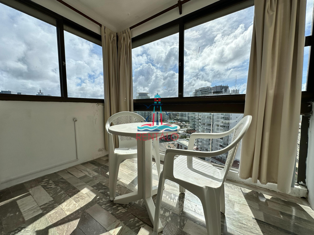 Apartamento ID.519 - Apartamento en venta y alquiler de 3 dormitorios en Punta del Este
