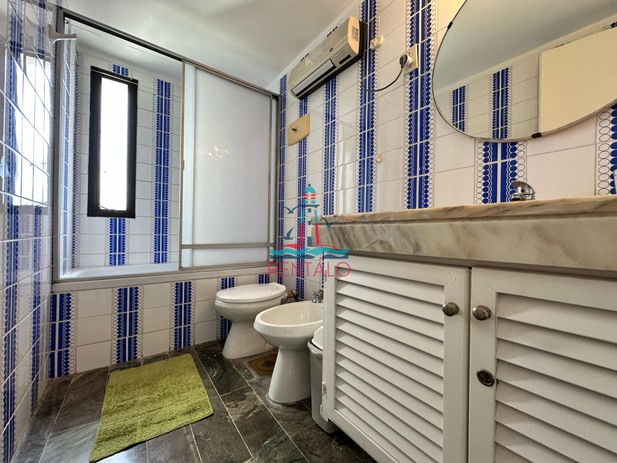 Apartamento ID.519 - Apartamento en venta y alquiler de 3 dormitorios en Punta del Este