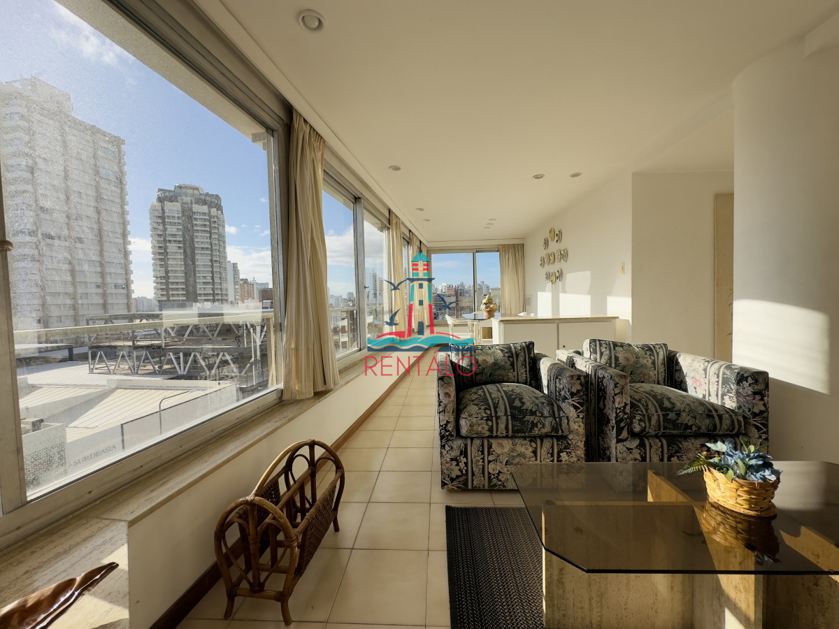 Apartamento ID.395 - Apartamento en venta, dos dormitorios, 2 baños, peninsula.