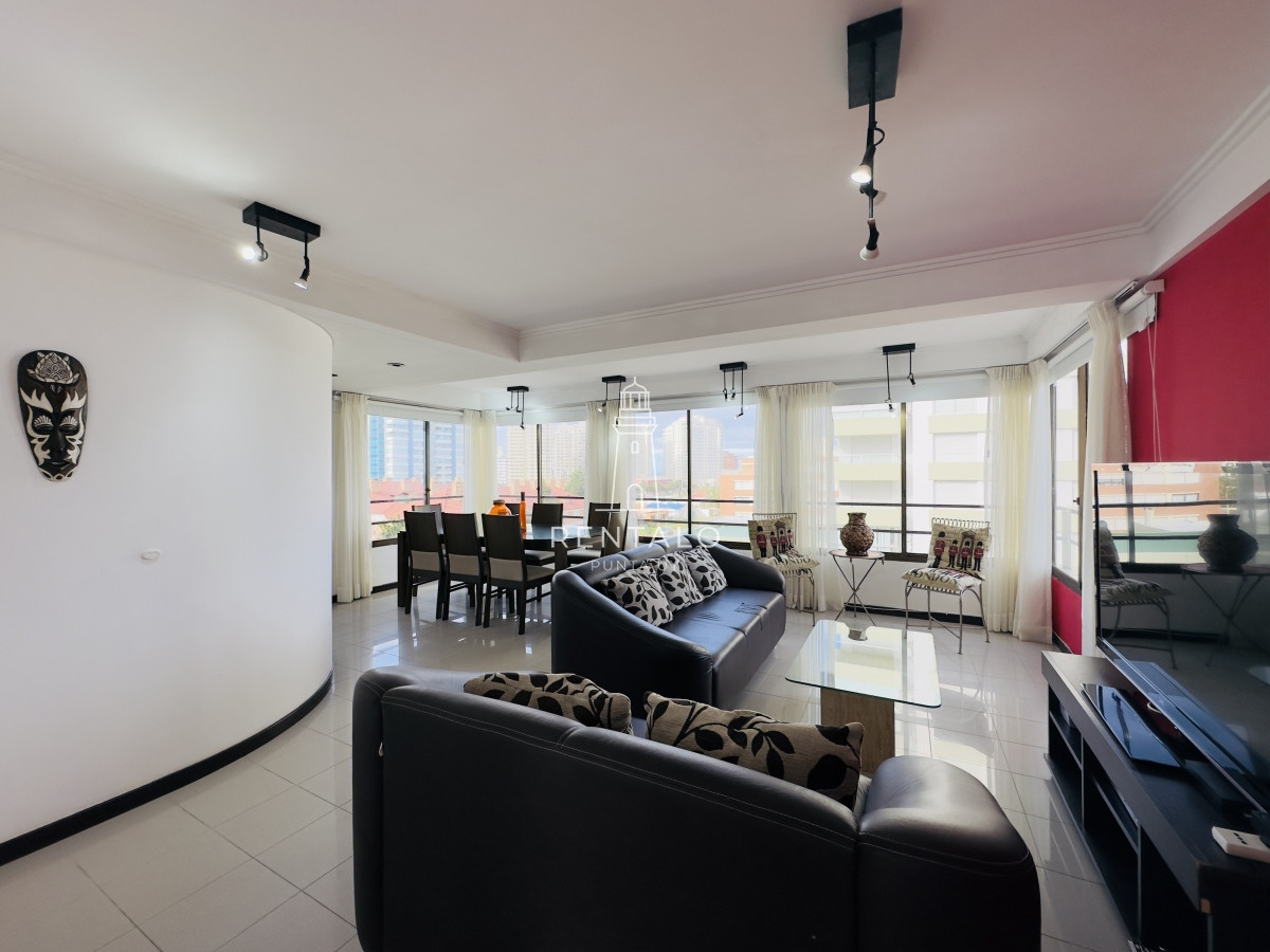 Apartamento ID.846 - Apartamento en venta de 3 dormitorios en Punta del este mansa con vista al mar 