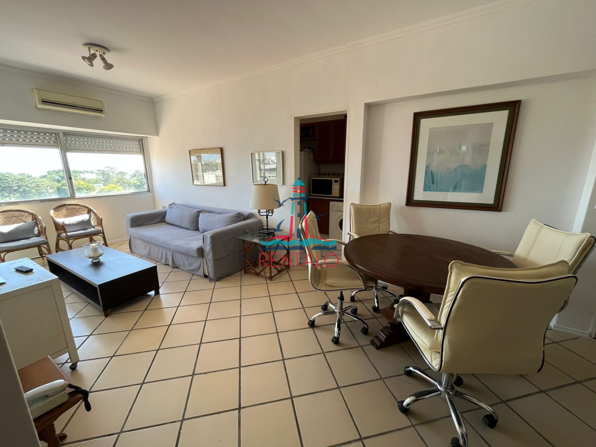 Apartamento ID.394 - Alquiler y venta de apartamento de dos dormitorios en Punta del Este