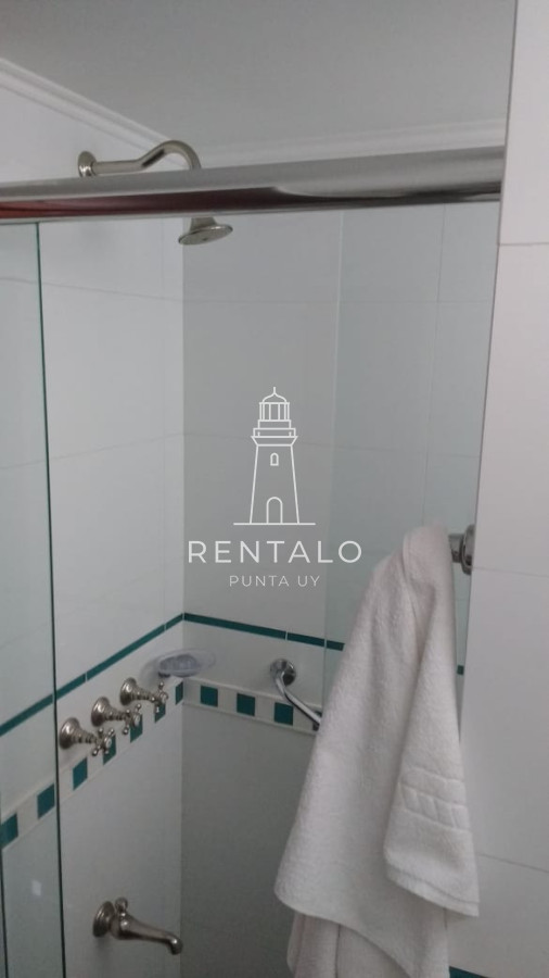 Apartamento ID.824 -  Apartamento de dos dormitorios en venta y alquiler frente al mar Punta del Este