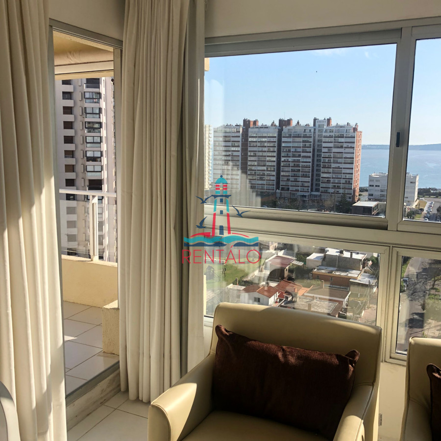 Apartamento ID.520 - Venta de apartamento de 3 dormitorios en Punta del Este