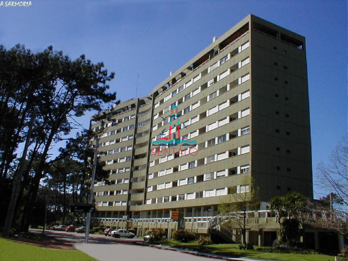 Apartamento ID.394 - Alquiler y venta de apartamento de dos dormitorios en Punta del Este