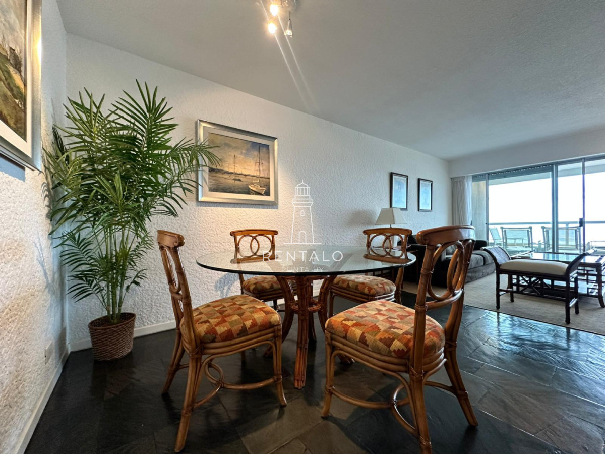 Apartamento ID.938 - Apartamento en venta de 2 dormitorios en punta del este