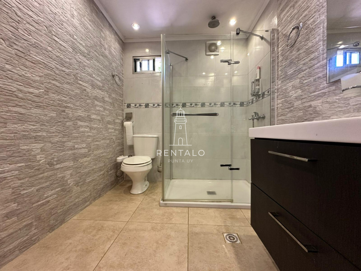 Casa ID.877 - Casa de 3 dormitorios en venta en playa mansa