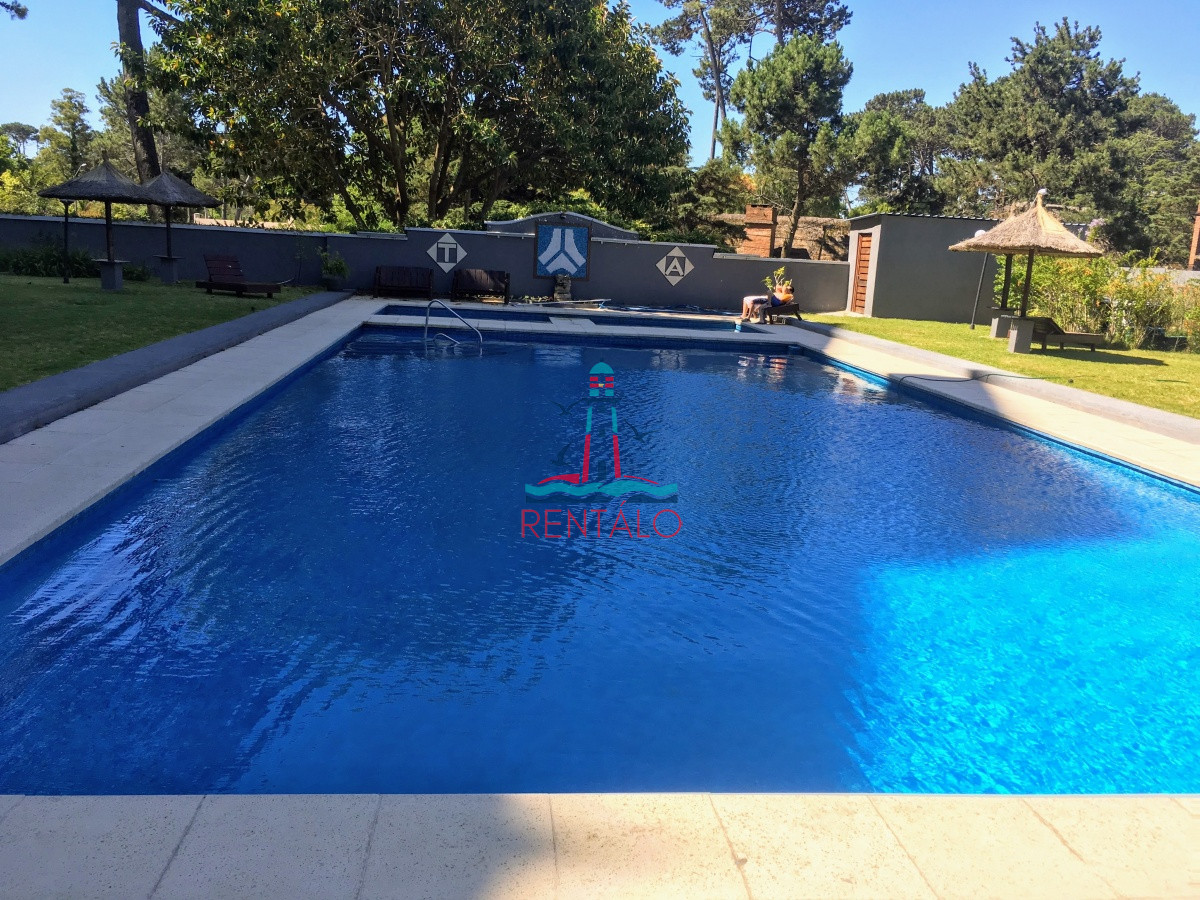 Apartamento ID.394 - Alquiler y venta de apartamento de dos dormitorios en Punta del Este