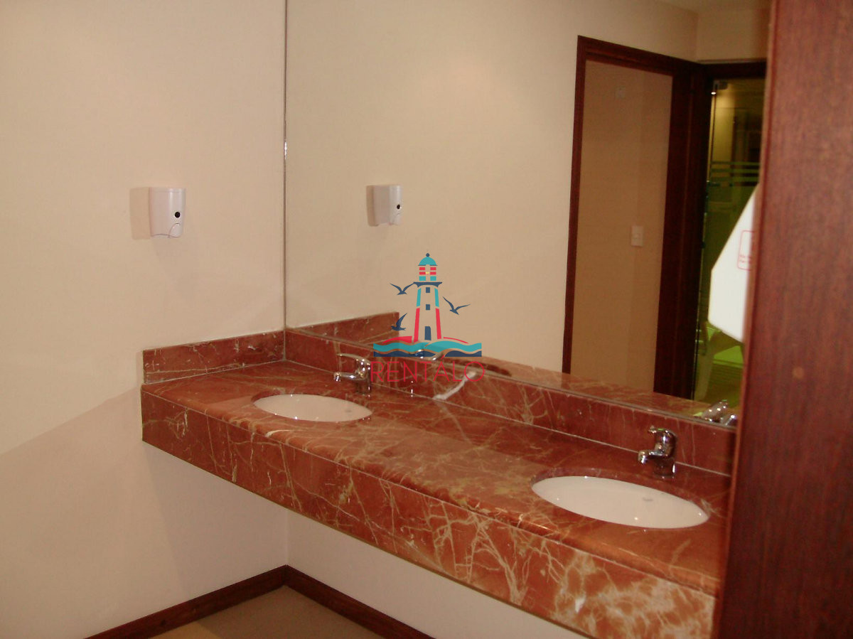 Apartamento ID.519 - Apartamento en venta y alquiler de 3 dormitorios en Punta del Este