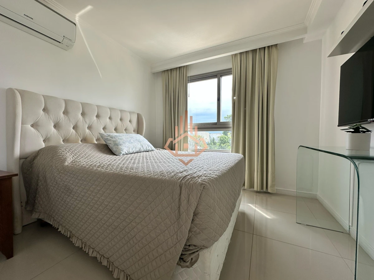 Venta de apartamento de 2 dormitorios en Place Lafayette - Punta del Este