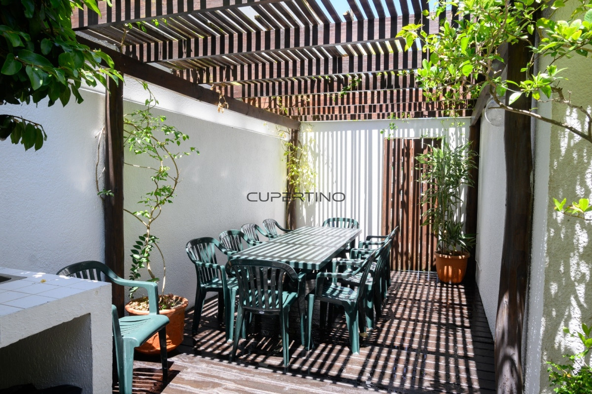 Apartamento ID.3555 - Apartamento en venta dos dormitorios y dependencia de servicio en Punta del Este