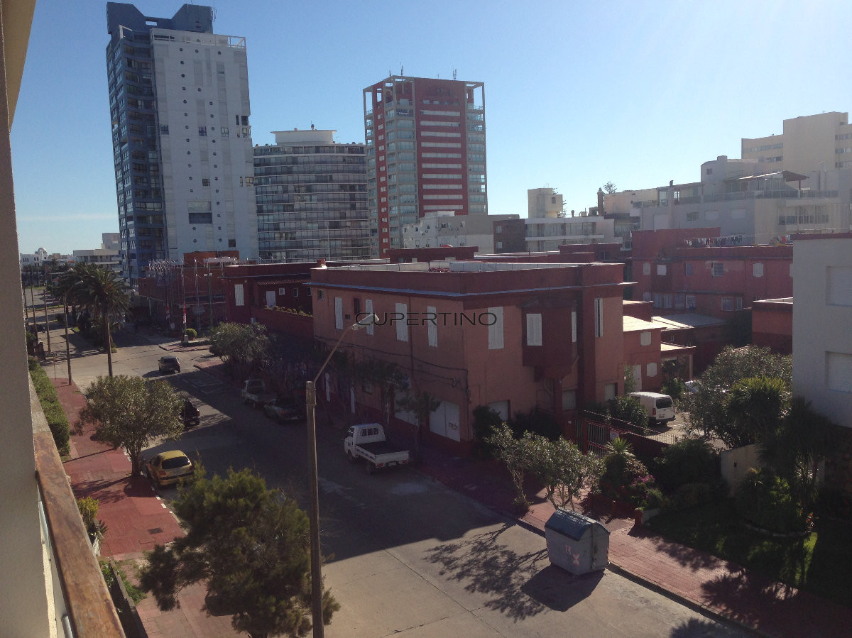 Apartamento ID.3550 - Apartamento en venta Punta del Este dos dormitorios 