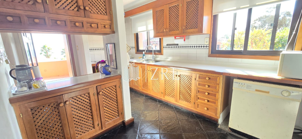 Apartamento ID.905 - Venta apartamento en Punta Ballena, espectacular vista con Parrillero propio