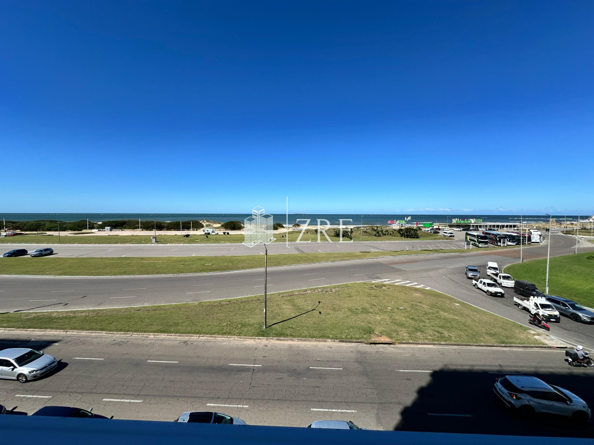 Apartamento ID.1263 - Apartamento venta alquiler, de 2 dormitorios  en Punta del Este