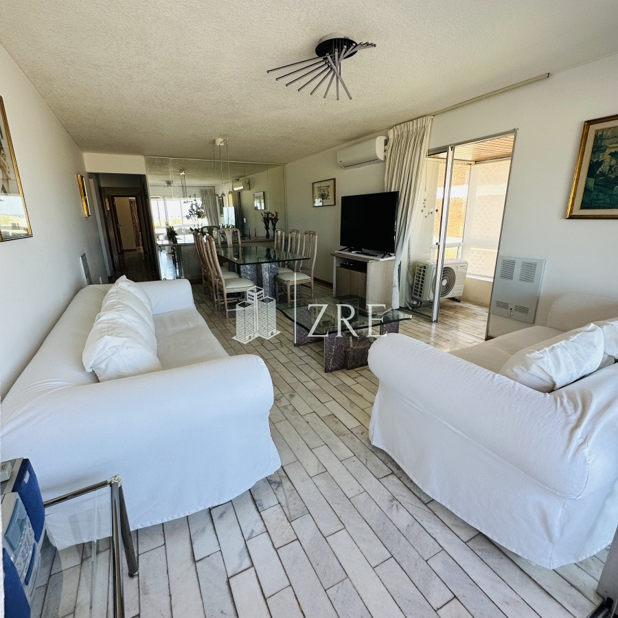 Apartamento ID.1267 -  Apartamento en venta, primera linea de la playa brava 