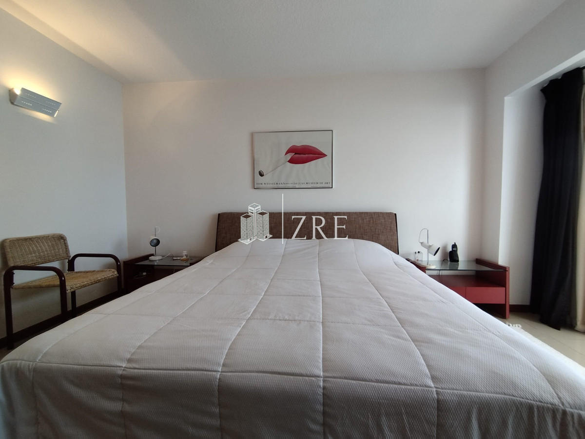 Apartamento ID.1166 - Apartamento en venta de 3 dormitorios y dependencia en Punta del Este