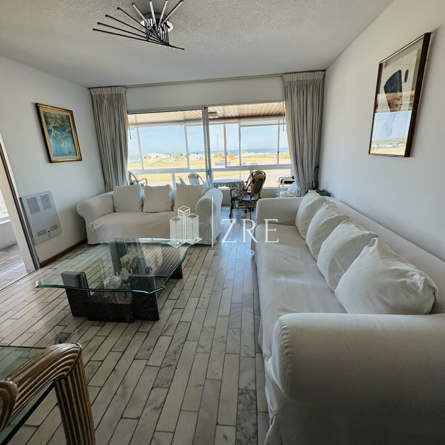 Apartamento ID.1267 -  Apartamento en venta, primera linea de la playa brava 