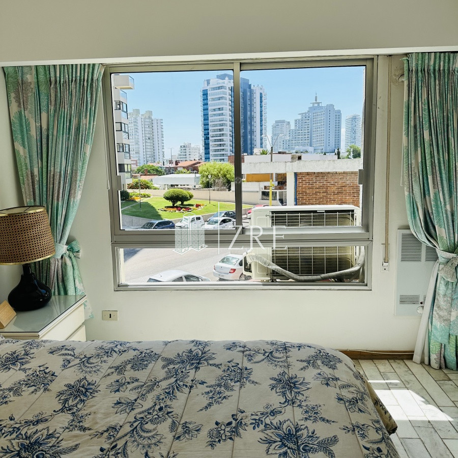 Apartamento ID.1267 -  Apartamento en venta, primera linea de la playa brava 