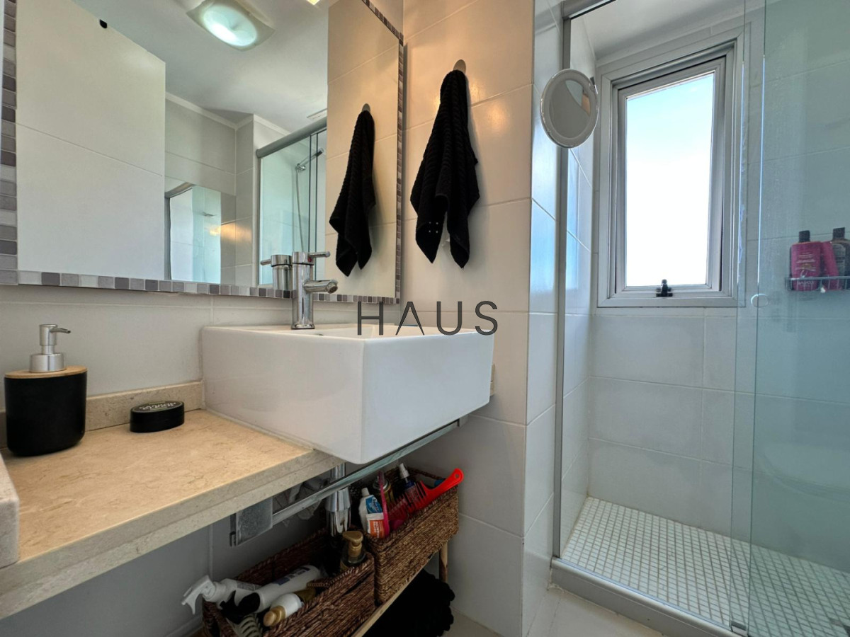 Apartamento ID.716 - Apartamento de dos dormitorios en venta en Punta del Este.-