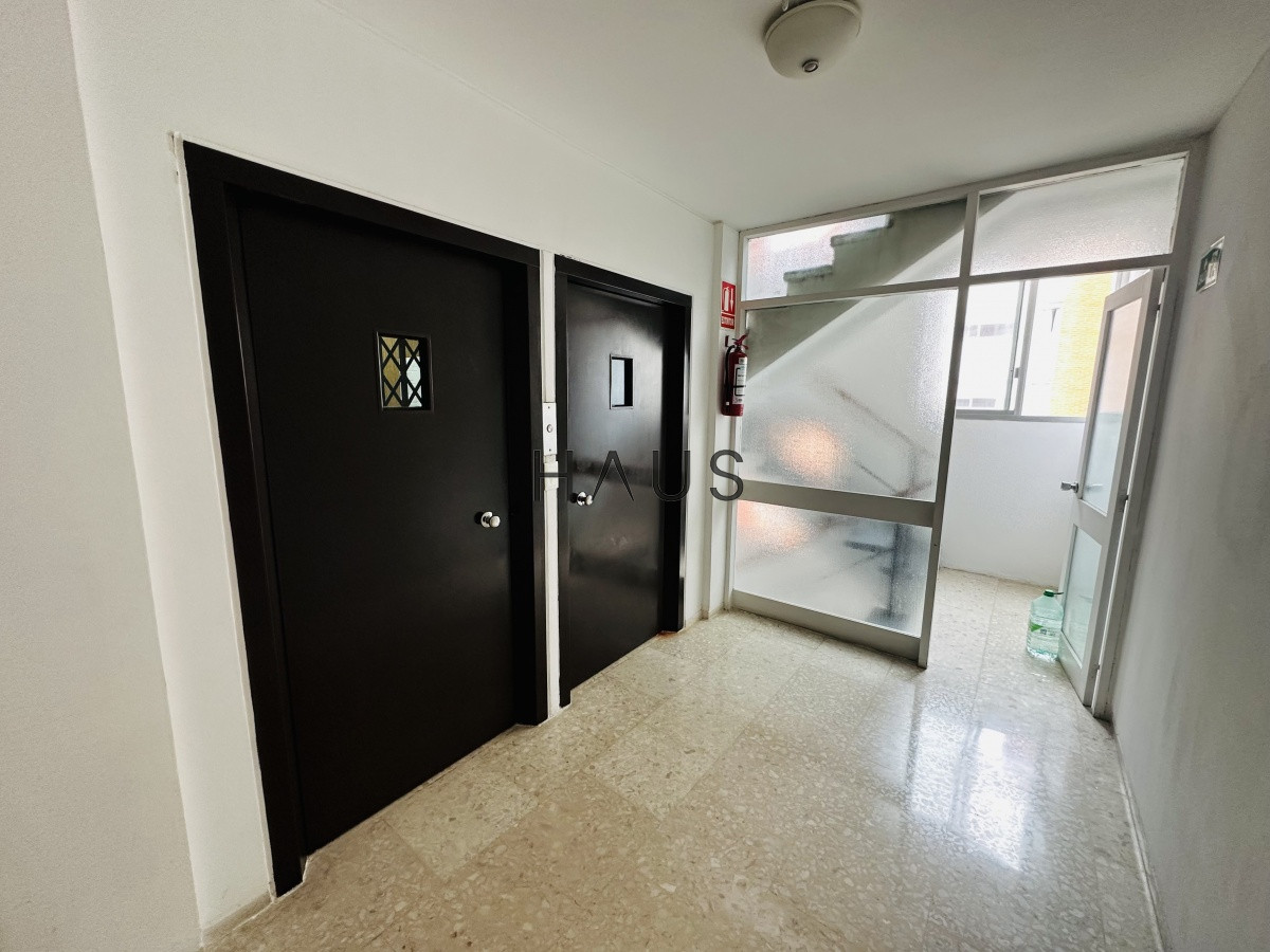Apartamento ID.1163 - Apartamento de 2 dormitorios, reciclado, en Venta y alquiler, en Punta del Este
