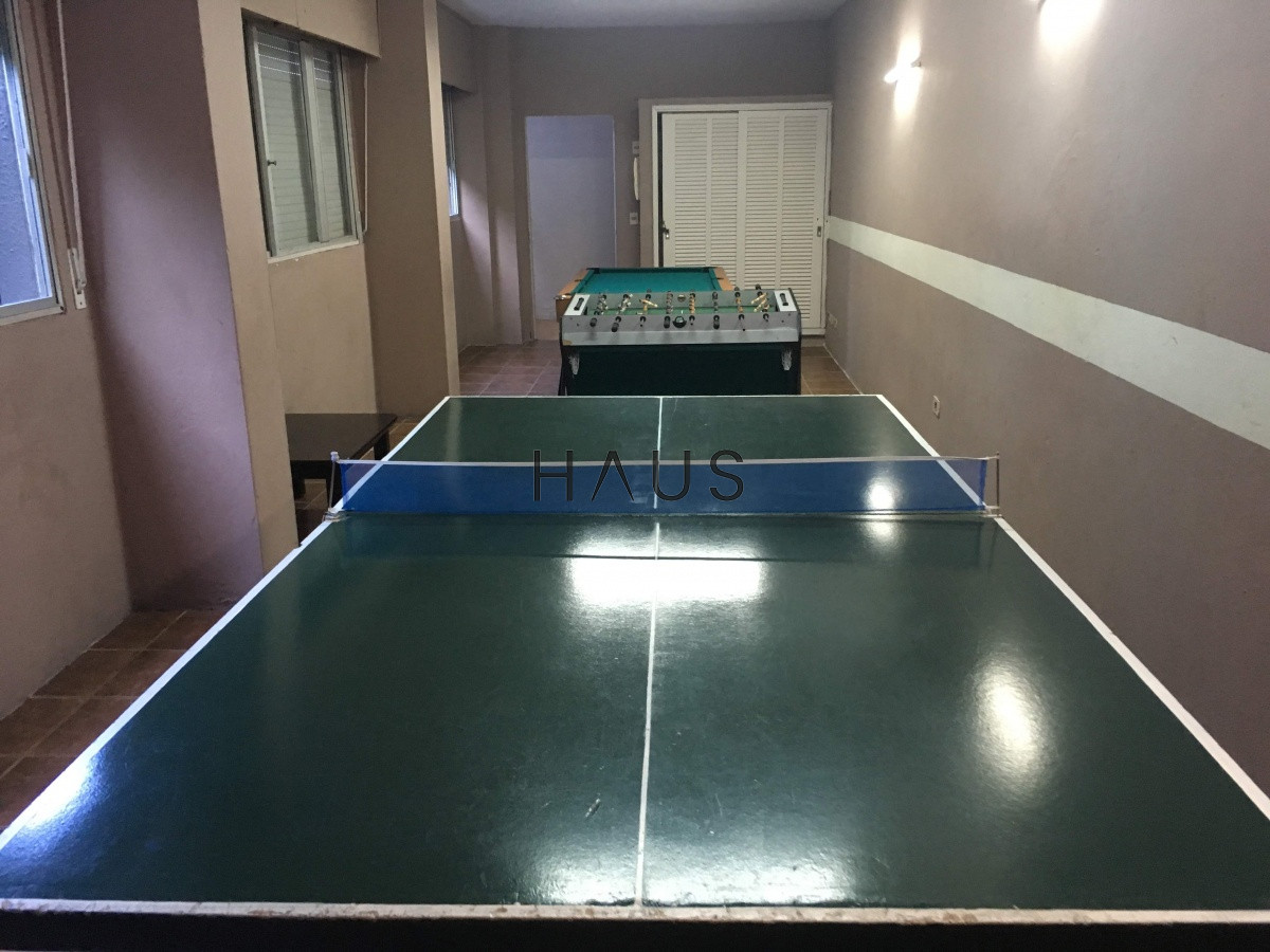 Apartamento ID.138 - Apartamento de dos dormitorios y dependencia de servicio en venta en Punta del Este