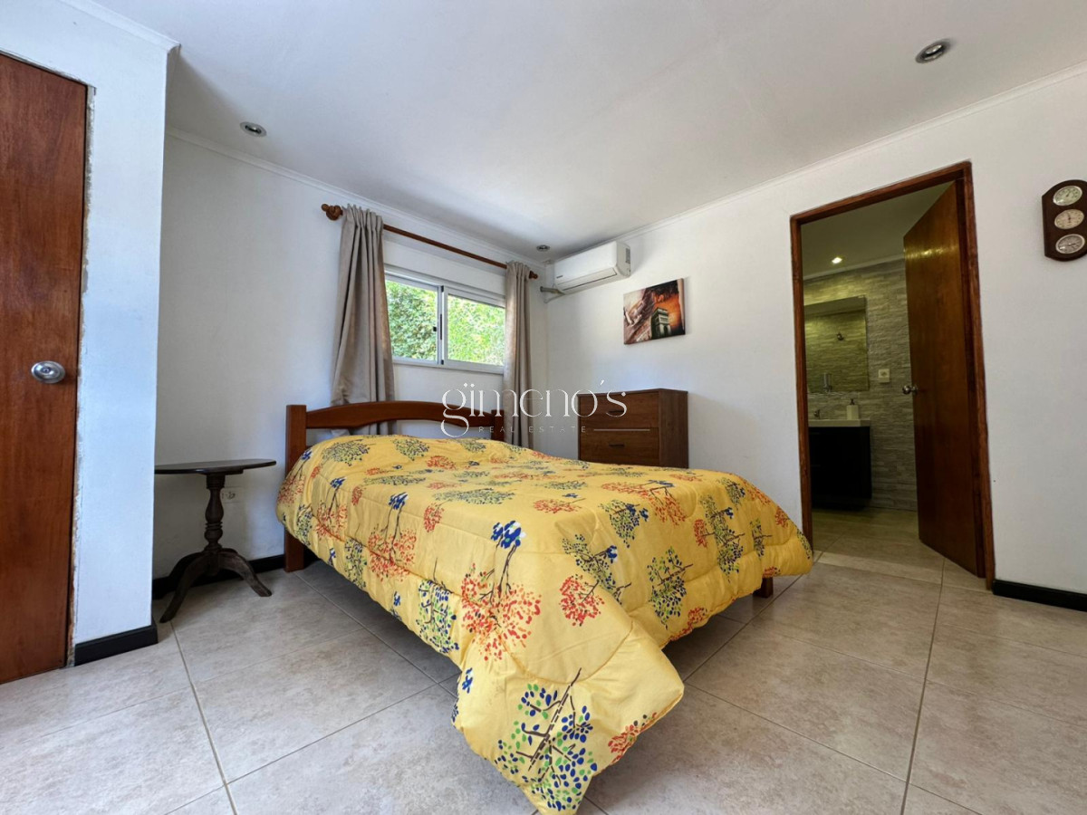 Casa ID.1120 - Casa de 3 dormitorios en venta en playa mansa